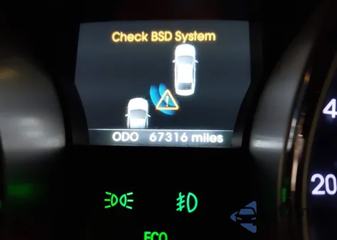 2014 Hyundai Sonata Limited z USA, uszkodzony, nr VIN 5NPEC4AC6EH828027